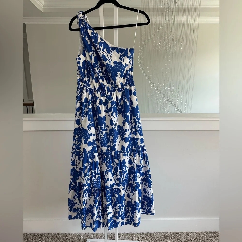 Tuckernuck Hyacinth House Blue and White Floral One Shoulder Dress - Picture 5 of 9